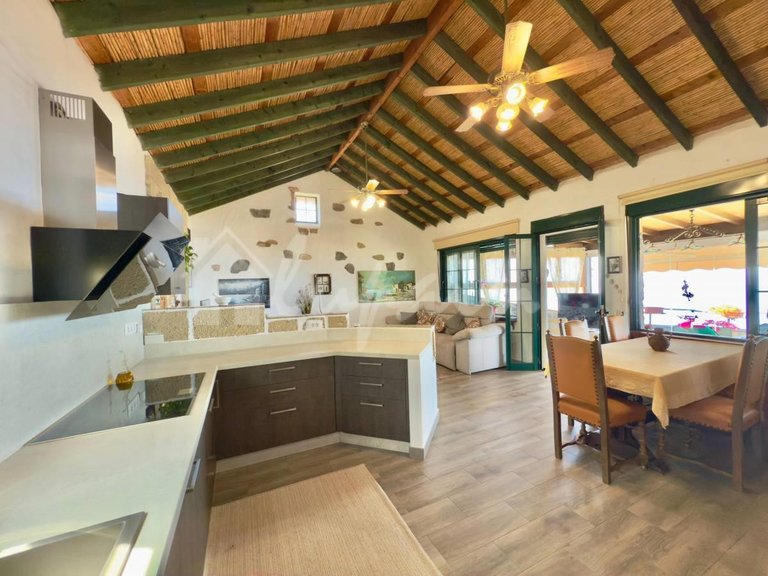 Villa for Sale in Guia De Isora, Vera De Erques 19