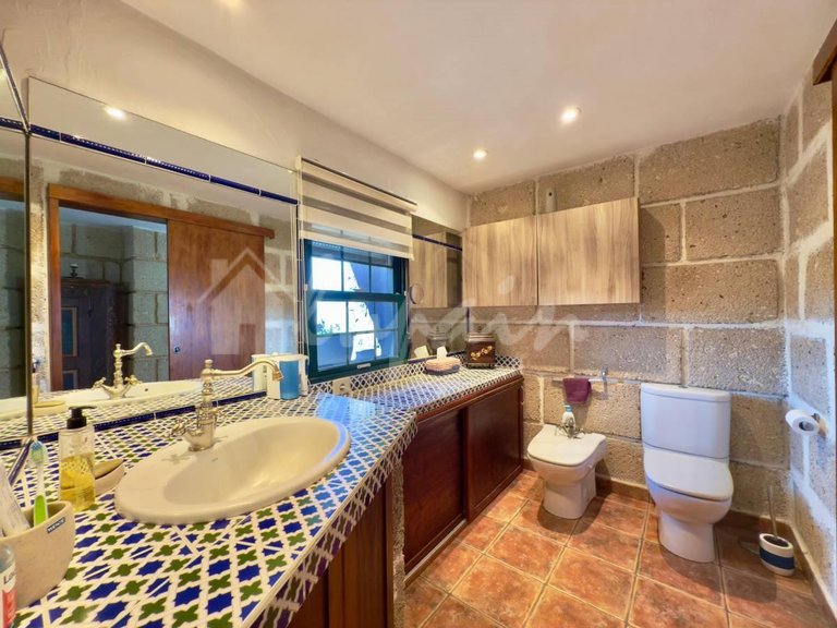 Villa for Sale in Guia De Isora, Vera De Erques 27