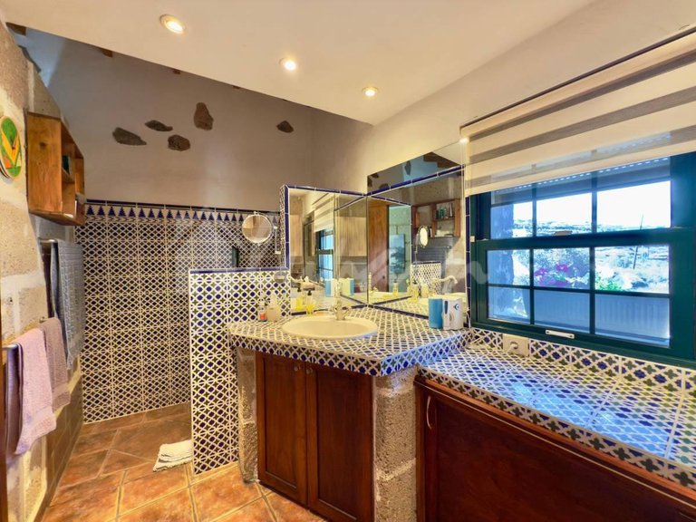 Villa for Sale in Guia De Isora, Vera De Erques 28