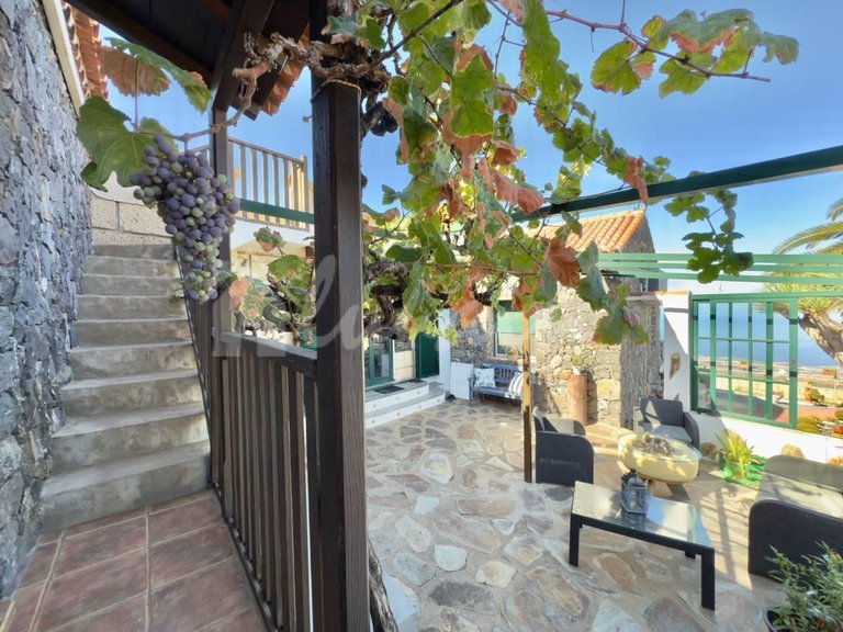 Villa for Sale in Guia De Isora, Vera De Erques 32