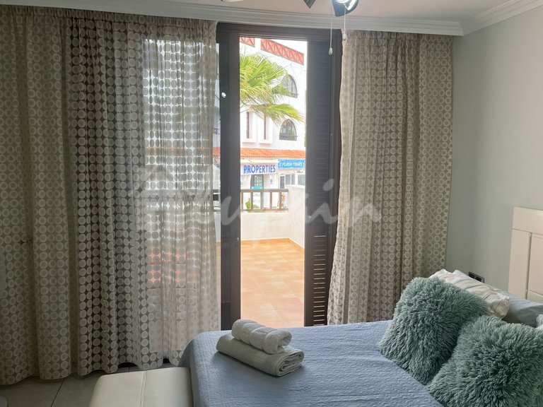 Apartment for Sale in Playa De Las Americas, Parque Santiago 28