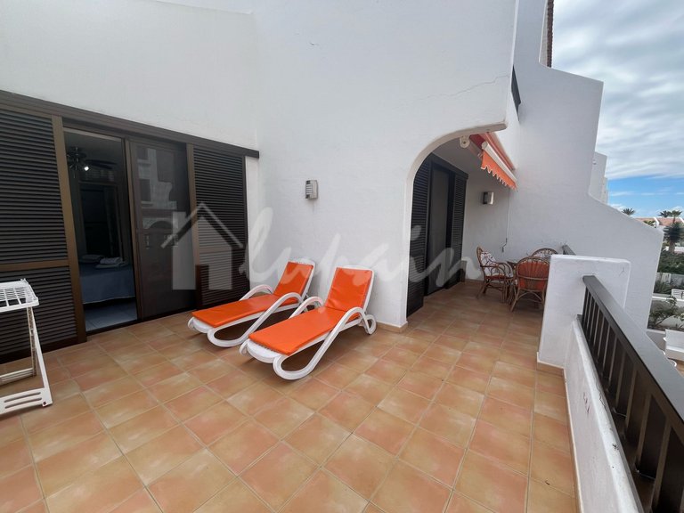 Apartment for Sale in Playa De Las Americas, Parque Santiago 1