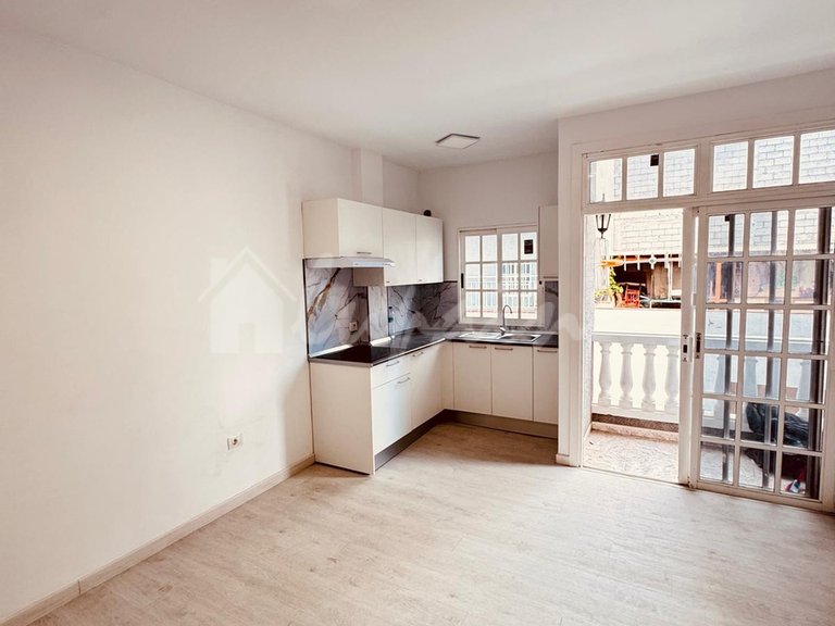 Apartment for Sale in El Fraile, Tenerife 8