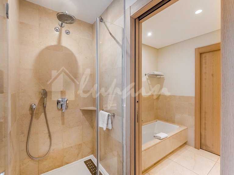 Apartment for Sale in Playa San Juan, Abama Houses 16