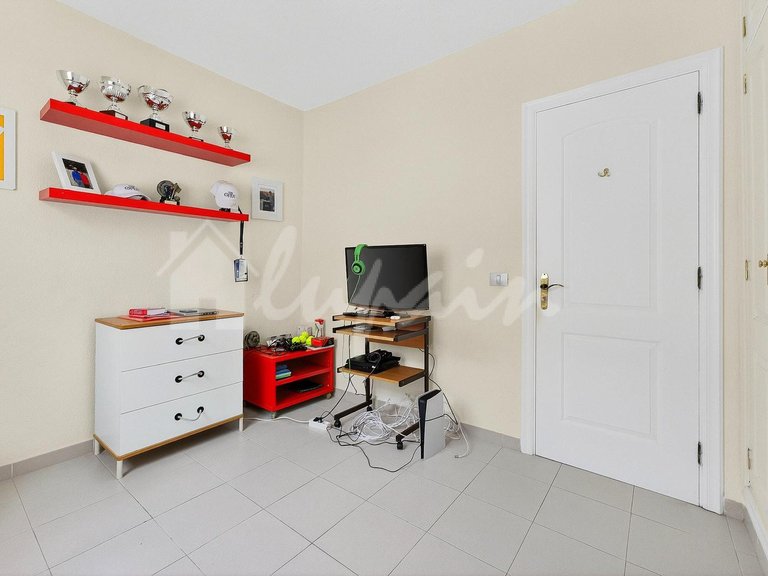 Apartment for Sale in Torviscas, Balcon Del Atlantico 21