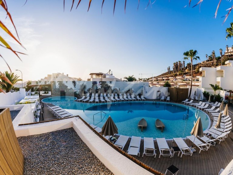 Apartment for Sale in Los Cristianos, Ohasis Boutique Suites 3