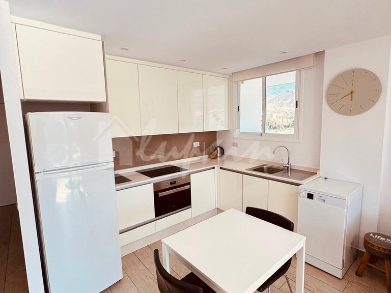 Apartment for Sale in Los Cristianos, Comodoro 12