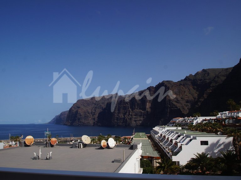 Apartment for Sale in Los Gigantes, Tenerife 1