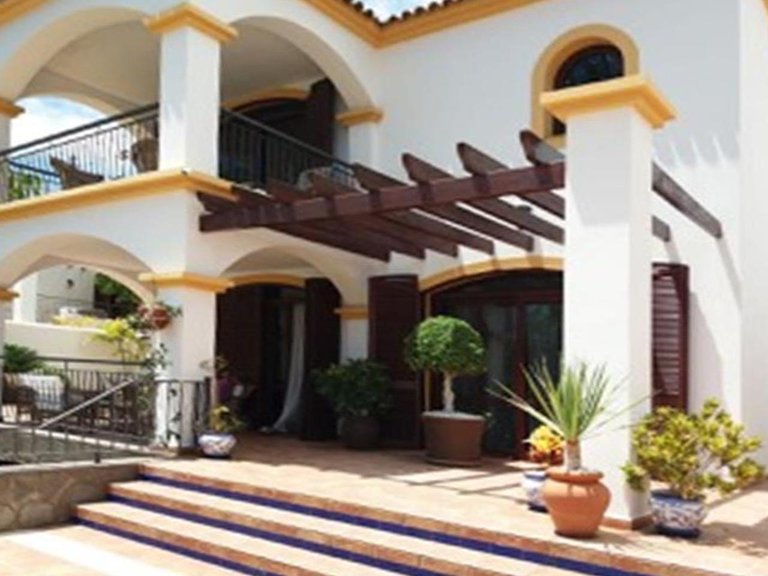 Villa for Sale in Costa Adeje, Tenerife, España 1