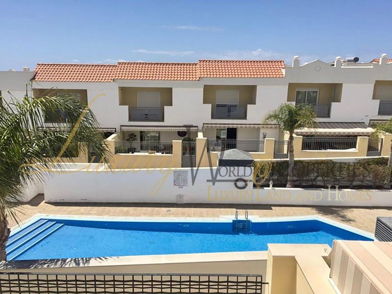 Town House for Sale in Costa Adeje, Tenerife, España 1