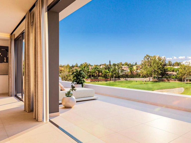 Apartment for Sale in Estepona, Malaga 1