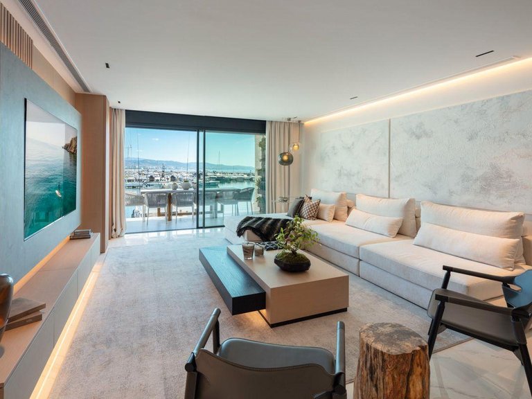 Apartment for Sale in Marbella, Malaga 16