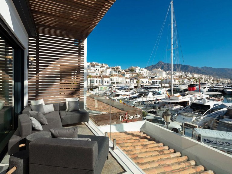 Apartment for Sale in Marbella, Malaga 2