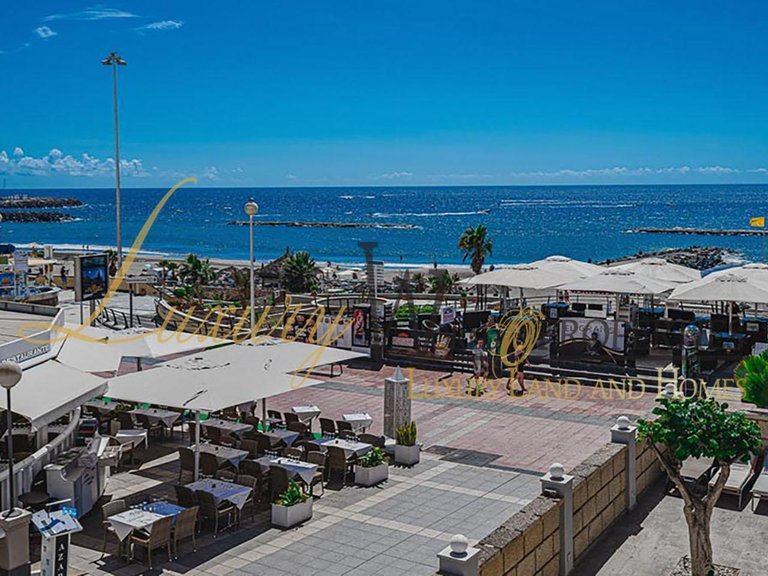 Apartment for Sale in Costa Adeje, Tenerife, España 1