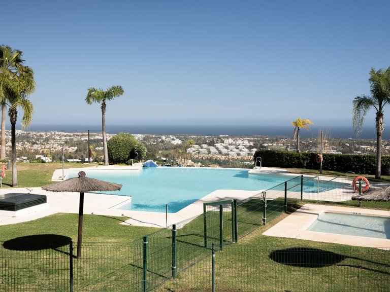 Apartment for Sale in Benahavís, Malaga 28