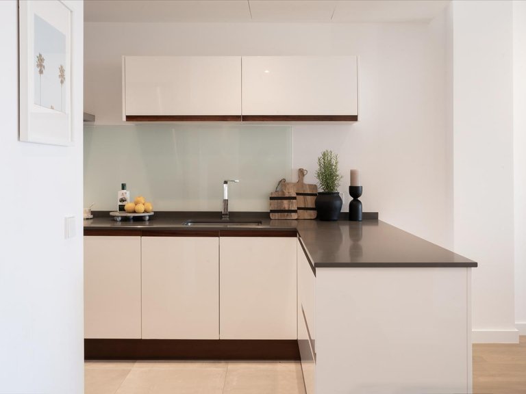 Apartment for Sale in Benahavís, Malaga 16