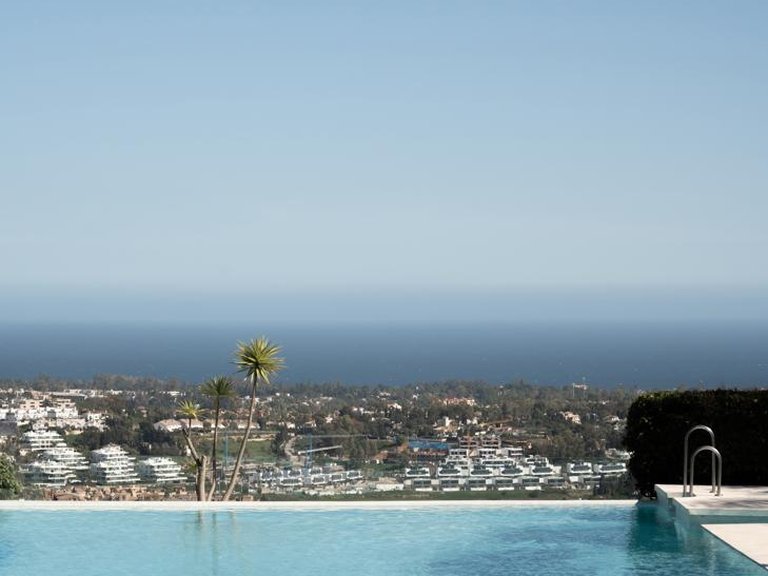 Apartment for Sale in Benahavís, Malaga 30