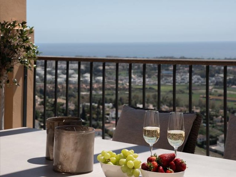 Apartment for Sale in Benahavís, Malaga 3