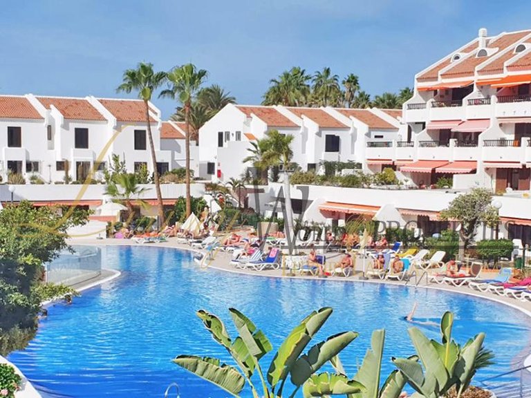 Villa for Sale in Playa De Las Americas, Tenerife, España 21