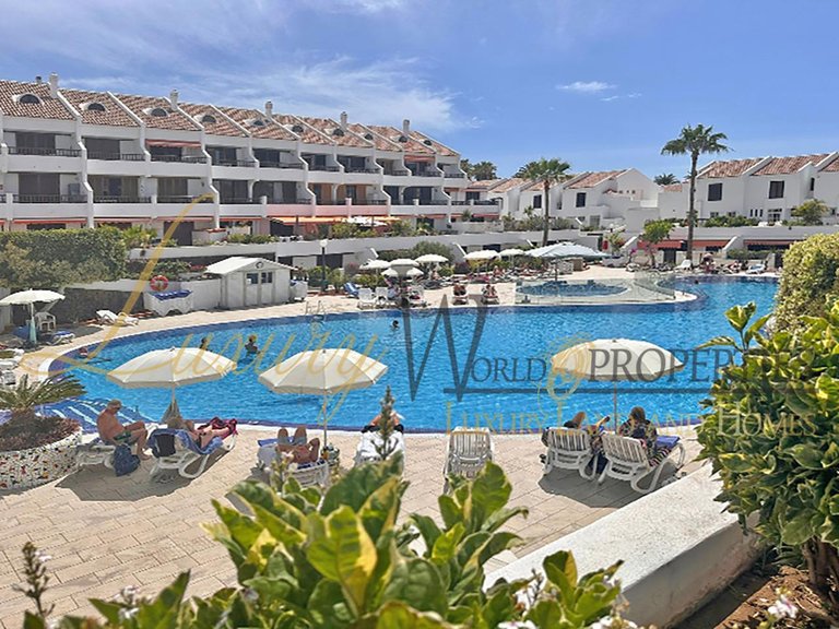 Villa for Sale in Playa De Las Americas, Tenerife, España 22