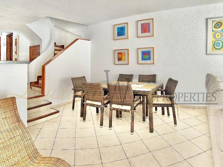 Villa for Sale in Playa De Las Americas, Tenerife, España 4