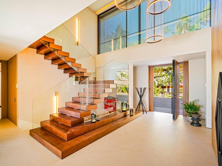 Villa for Sale in Benahavís, Malaga 11