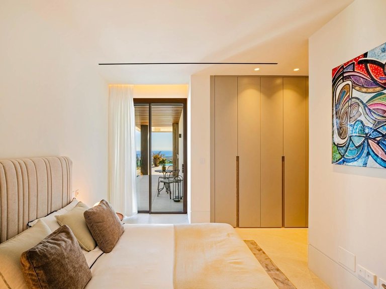 Villa for Sale in Benahavís, Malaga 21