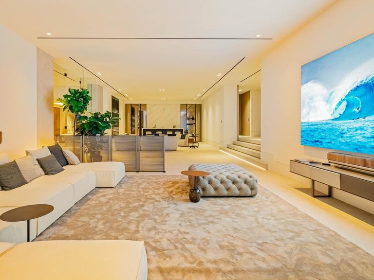 Villa for Sale in Benahavís, Malaga 26