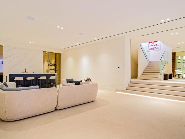 Villa for Sale in Benahavís, Malaga 28