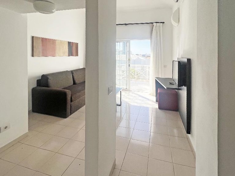 Apartment for Sale in Costa Adeje, Tenerife, España 2