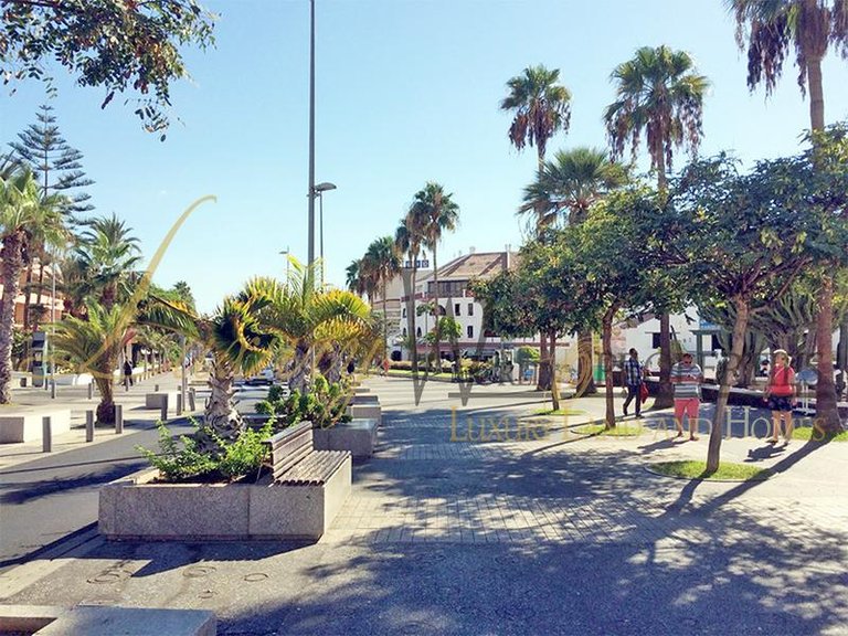 Town House for Sale in Playa De Las Americas, Tenerife, España 14