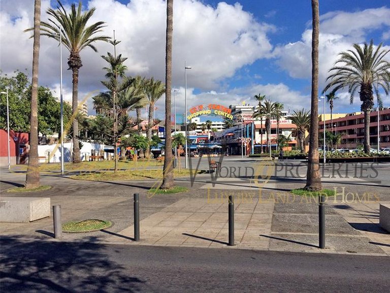 Town House for Sale in Playa De Las Americas, Tenerife, España 15