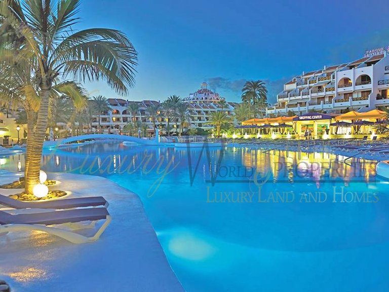 Apartment for Sale in Playa De Las Americas, Tenerife, España 19