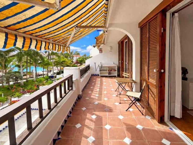 Apartment for Sale in Playa De Las Americas, Tenerife, España 1