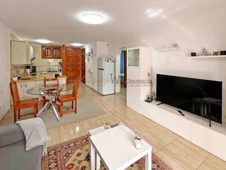 Apartment for Sale in Playa De Las Americas, Tenerife, España 5