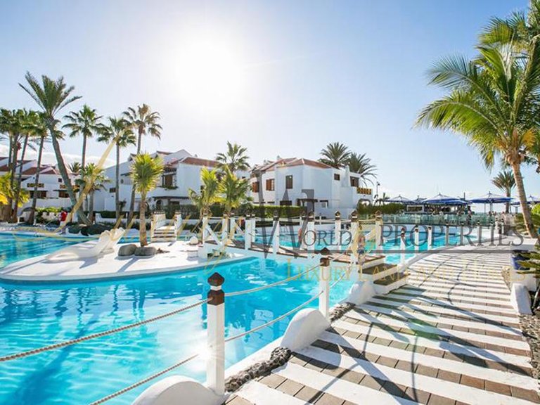 Apartment for Sale in Playa De Las Americas, Tenerife, España 18