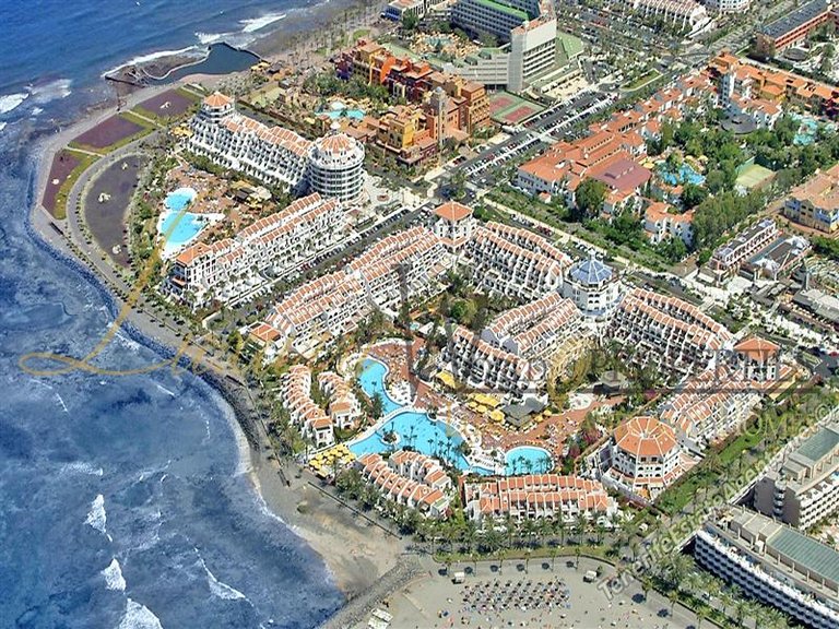 Apartment for Sale in Playa De Las Americas, Tenerife, España 20
