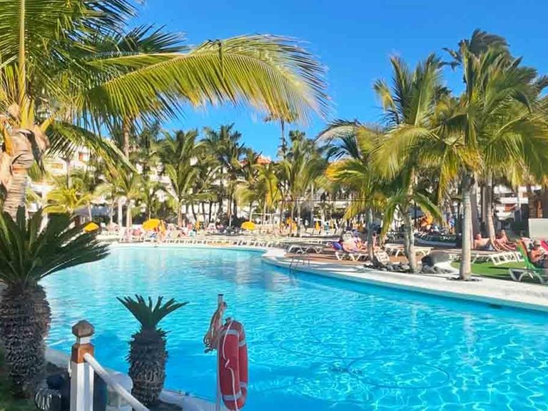 Apartment for Sale in Playa De Las Americas, Tenerife, España 16