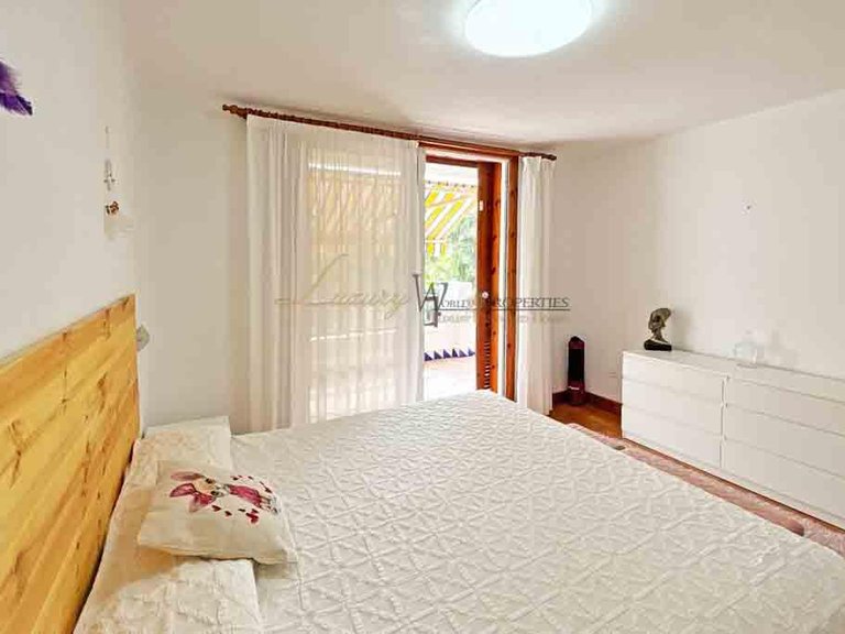 Apartment for Sale in Playa De Las Americas, Tenerife, España 14