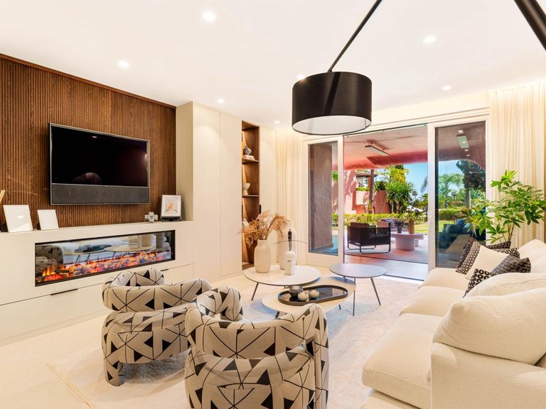 Apartment for Sale in Estepona, Malaga 1