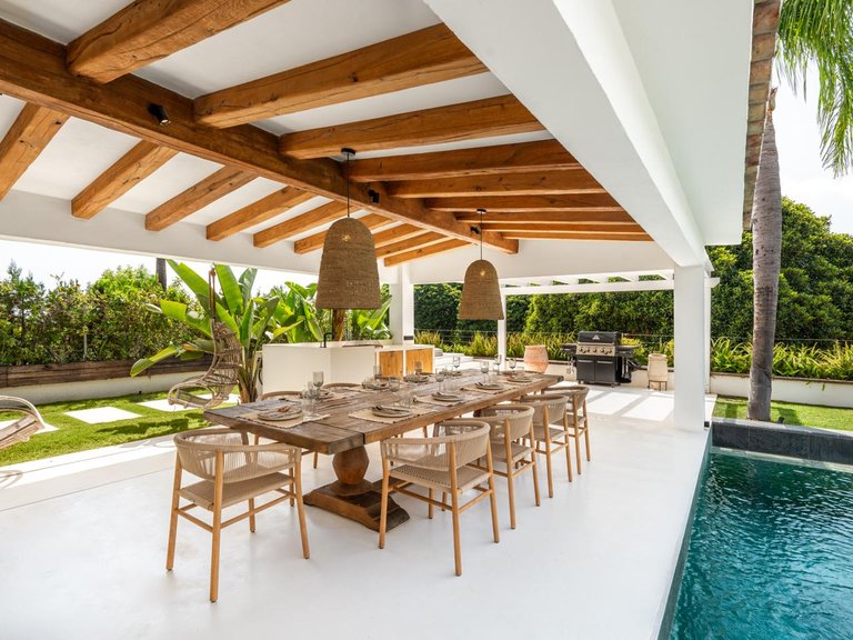 Villa for Sale in Estepona, Malaga 12