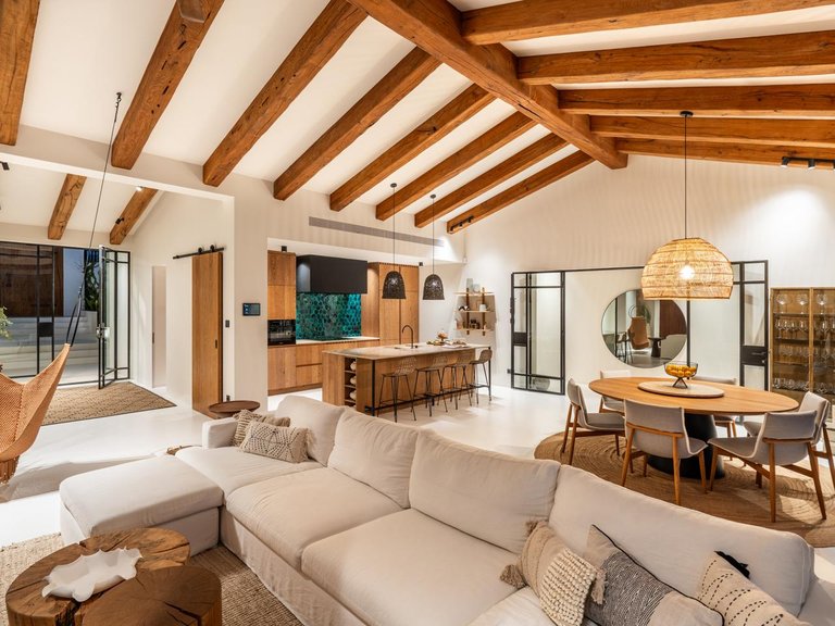 Villa for Sale in Estepona, Malaga 7