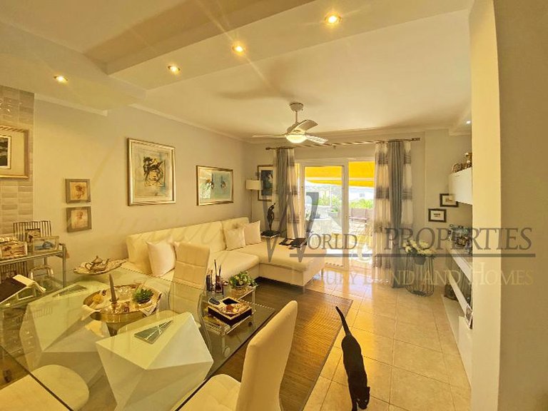 Apartment for Sale in Costa Adeje, Tenerife, España 4