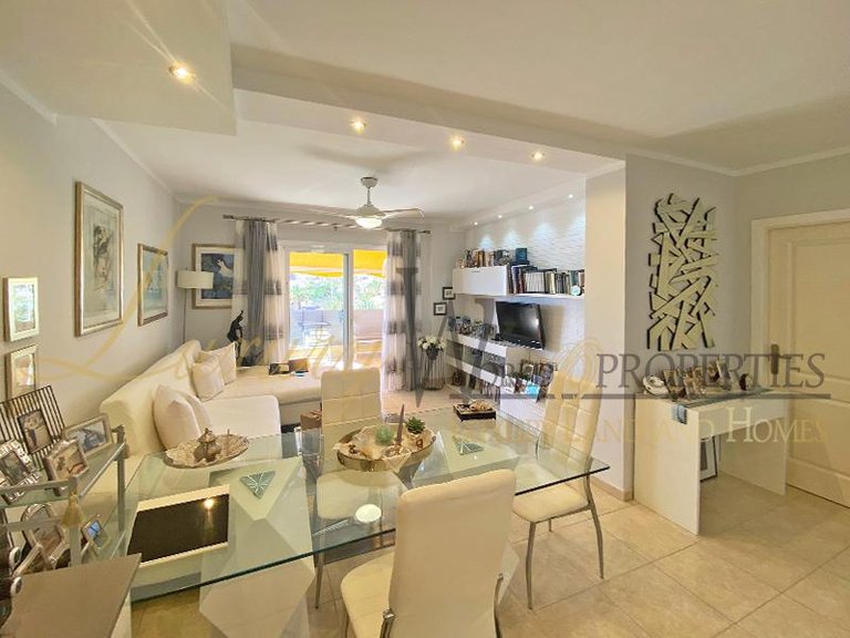 Apartment for Sale in Costa Adeje, Tenerife, España 8