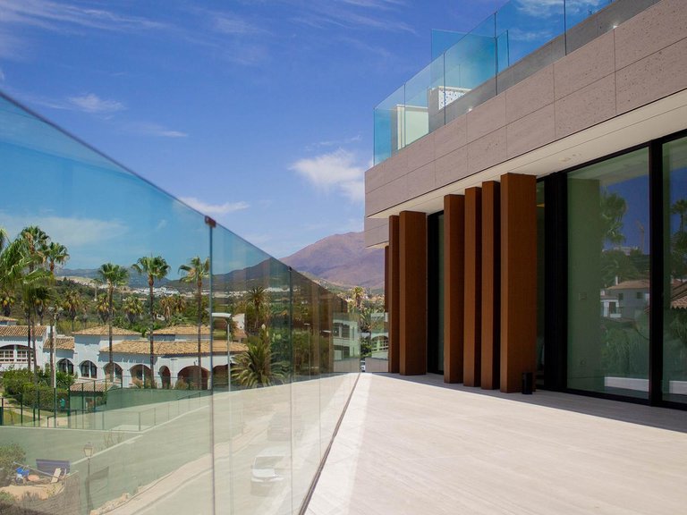 Apartment for Sale in Estepona, Malaga 1