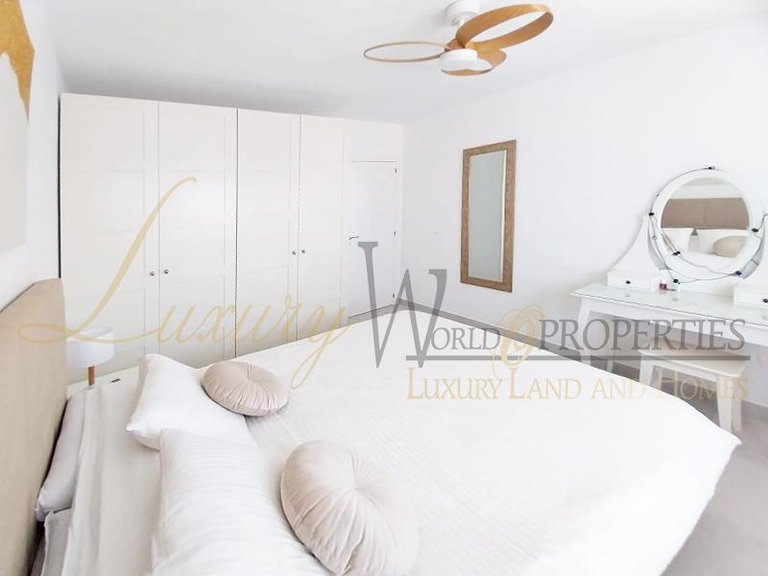 Apartment for Sale in Costa Adeje, Tenerife, España 9