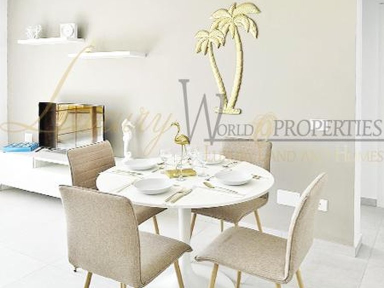 Apartment for Sale in Costa Adeje, Tenerife, España 4