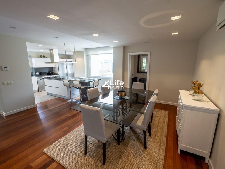 Villa for Sale in Costa Adeje, Adeje 4