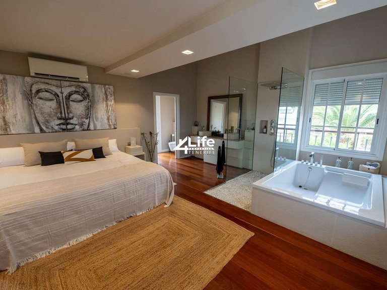 Villa for Sale in Costa Adeje, Adeje 3