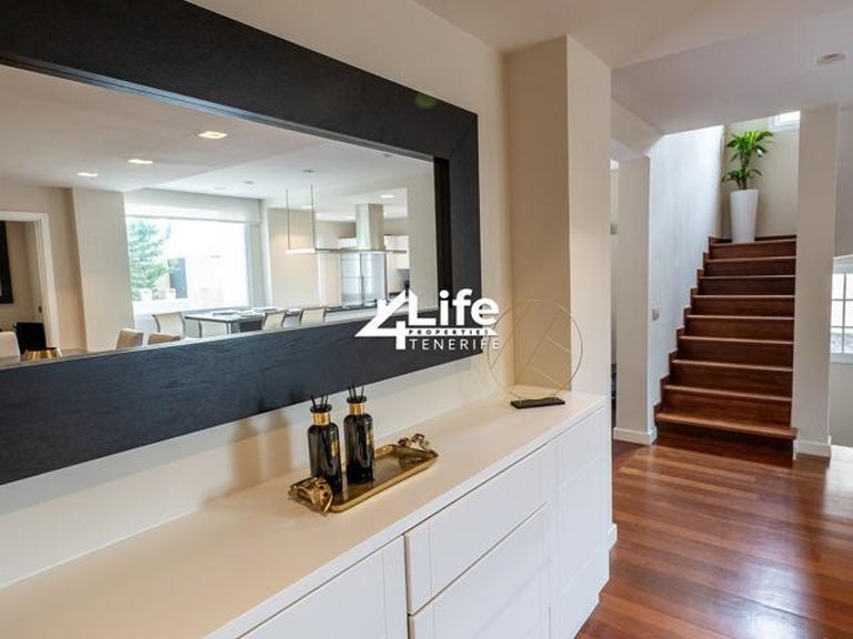 Villa for Sale in Costa Adeje, Adeje 21